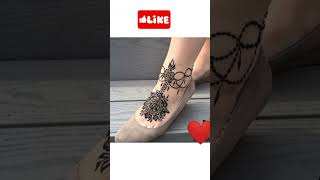 stylish foot mehndi design #short