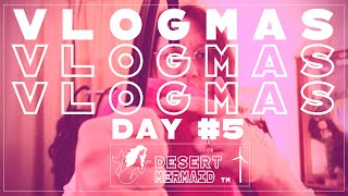 VLOGMAS DAY 5| New AMAZON WIGS and watching FREE MOVIES on YOUTUBE (Closed Captioned [CC])