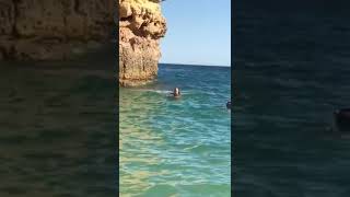 Mommy and papi jumping off a cliff in Faro, Portugal 2017