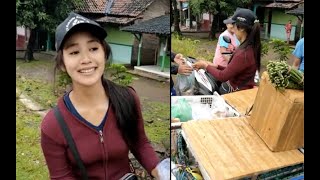 Si Cantik Penjual Sayur Keliling Ini Ternyata Siswi SMA