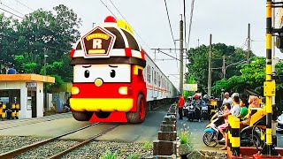 ALAMAKKK !!!! ADA KERETA BERUBAH BENTUK JADI ROY ROBOCAR POLI