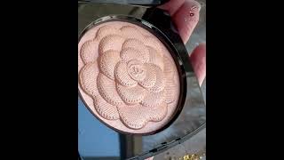 New highlighter from Chanel,🎀Reve de Camellia Illuminating Powder