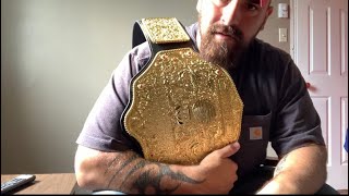 Unboxing the Fandu Luxe Big Gold Championship Belt