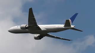 United Airlines Boeing 777-224(ER) N78013 takeoff at Zurich Airport