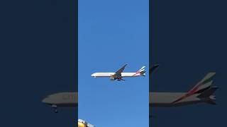 Emirates Airlines Boeing 777-300ER #planespotting #viral #emiratesairlines #shorts