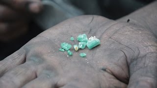 GRS Gemresearch Documentary: Colombian Emerald Mines - Muzo Digging for Emeralds