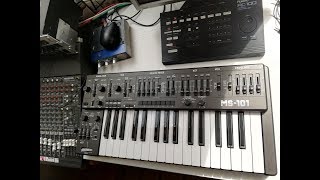 Behringer MS-101 Black Unboxing Black!!!