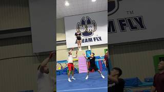 Какое расстояние она пролетела?🤔🔥 #чирлидинг #cheerleading #чирспорт #cheersport #черлидинг