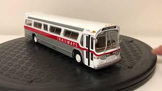 Corgi 54303 1/50th scale Trailways GM 5302 Fishbowl Model Bus.