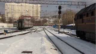 ТЭП70-0477 с очень приветливым помощником + 2ЭС6-166 + 2ЭС6-190