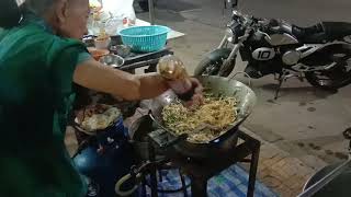 Уличная еда в ТАИЛАНДЕ - Awesome PAD THAI