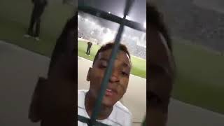 Rodrygo do Santos xingando a CONMEBOL.