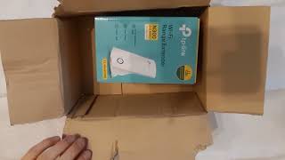 Unboxing TP-Link Range Extender TL-WA850RE