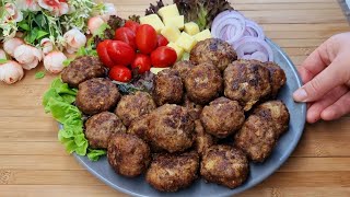 Qoftë Tradicionale👌3 sekrete qe dalin brenda te buta dhe nuk pin vaj💯Hap pas hapi🔝 Meatball recipe