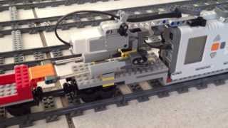 Sioux.NET on Track: Test run with automatic train uncoupler and train buffer stop (Lego, Mindstorms)