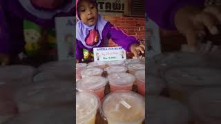 Kakak orin jualan jus buah, tugas sekolah