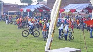 Start Lomba Sepeda sehat RTH Bajulmati Wongsorejo Banyuwangi Jawa Timur Indonesia