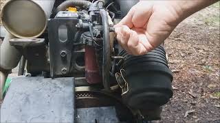 John Deere X595 Changing Fuel Filter and Bleeding Fuel System