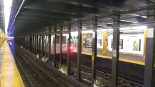 G train at Flushing Avenue