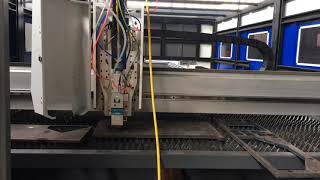 6000W closed fiber laser cutting machine with IPG