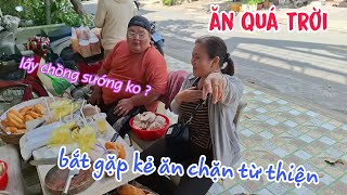 Nhóm bắt tại trận được hành vì ăn chặn từ thiện của 1 người .