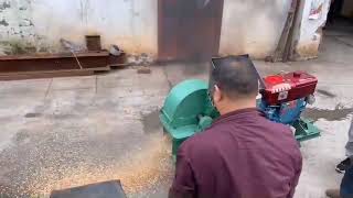 engine drive sawdust making machine wood crusher machine