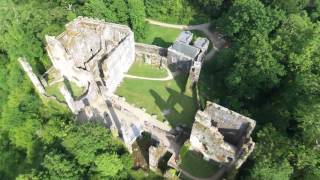 Bebop drone flight around Berry Pomeroy Castle