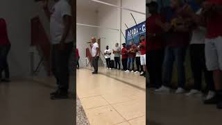 ABADÁ-CAPOEIRA - Mestrando pretinho cantando em Brasília/ contos e cantos. 25 anos da roda do parque