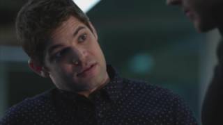 2x13 Kara & Mon-el #7