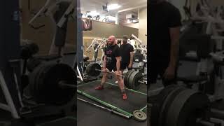 605 deadlift