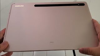 Unboxing of Samsung Galaxy Tab S8+ pink gold color