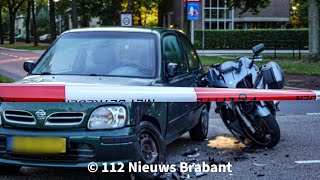 koninklijke marechaussee & politie beveiligen ongeval met motor aan de Titus Brandsmalaan in Oss