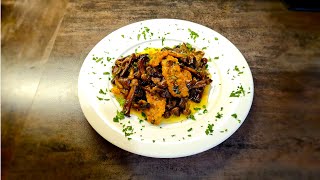 Fettine di maiale ai funghi chiodini  ⭐ Pork slices with mushrooms ⭐ Escalop de porc cu ciuperci ⭐ 🍄