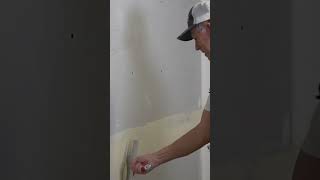 Mudding a Recessed  Drywall Joint For Beginners #shorts