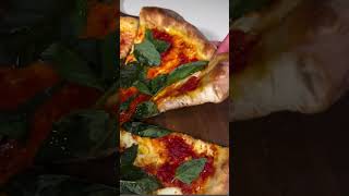 Crispy Pizza #pizza #crispy #food #foodandtravel #turkish #video #status #shorts