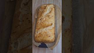 Brot mit körnigem Frischkäse #backen #bread #rezept #lecker #germanbread #food #baking #germany