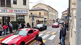 Raduno Usa Cars a Valdobbiadene organizzato da Angry Eagles