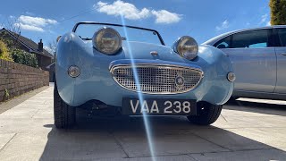 A quick test drive in a 1959 Austin Healey Frogeye Sprite