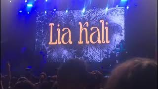 Lia Kali - Contra Todo Pronóstico (Live)