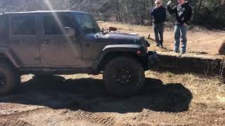 Jeep JK Flexing in the GWNF.