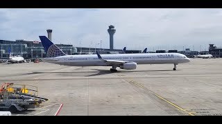 United 757 300 pushback@Chicago for Orlando