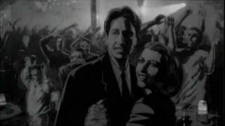 {X-Files} Mulder and Scully dance