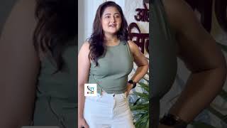 Rashmi Desai बहोत Dino Baad Paps Ko Dikhaye Di #ottbuzz #bollywood #rashmi #rashmidesai #viralvideos