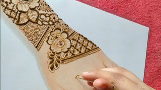 New Bridal mehndi design for back hand||#simplemehndi #mehandi #easymehndi #mehndidesign