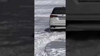 TOYOTA FORTUNER LEGENDARY DRIFTING.