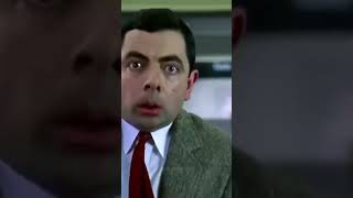 с пистолетом мистер бин mr bean!!! Комедия,триллер