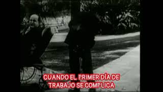 Cuando el primer día de trabajo se complica - Escena cómica de una película de Charles Chaplin