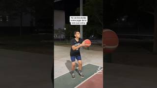 Te ha pasado? #basketball #nba #ballislife #trickshot #baloncesto #espn #1v1 #anime