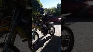 Riding Suzuki RMZ 450