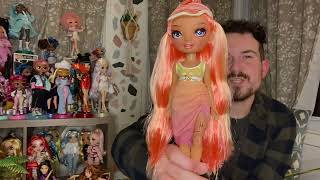 Rainbow High Pacific Coast Simone Summers Doll Review Sunrise 🌅